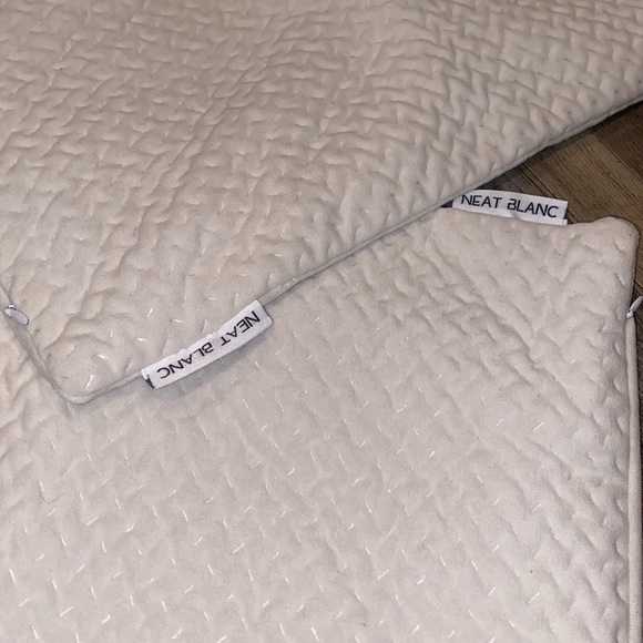 Pillow Covers Soft Pillowcases — Set of 2 Neat Blanc Neutral Cream - Picture 2 of 9